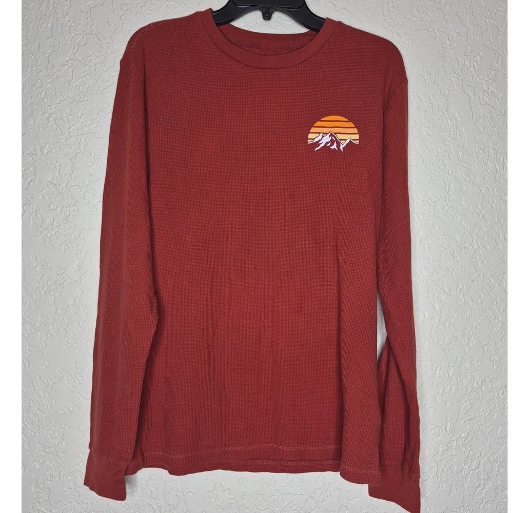 Old Navy Mens Large Soft-Washed Waffle Knit Thermal Mountain Graphic Shirt Red